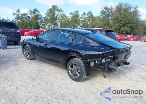 2025 Kia K4 Lxs из США, поврежденный, VIN 3KPFT4DE9SE187473